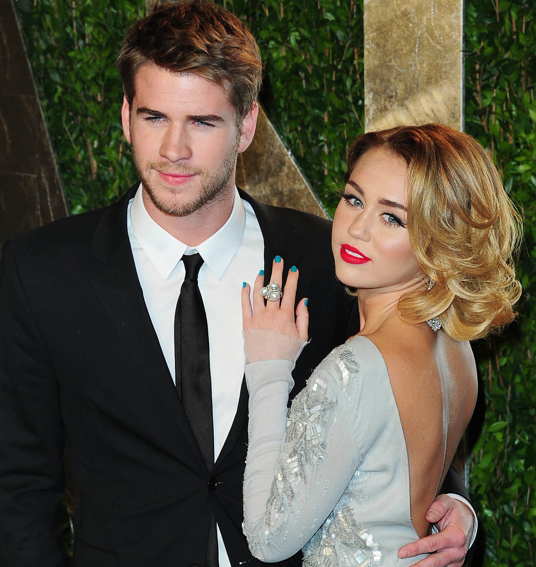 Miley Cyrus I Liam Hemsworth Ponovo Zajedno Miss6teen